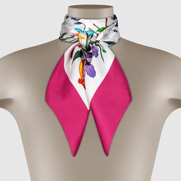 New Gucci Scarf Iconic Floral Print Multicolor Silk Wrap - Picture 13 of 13